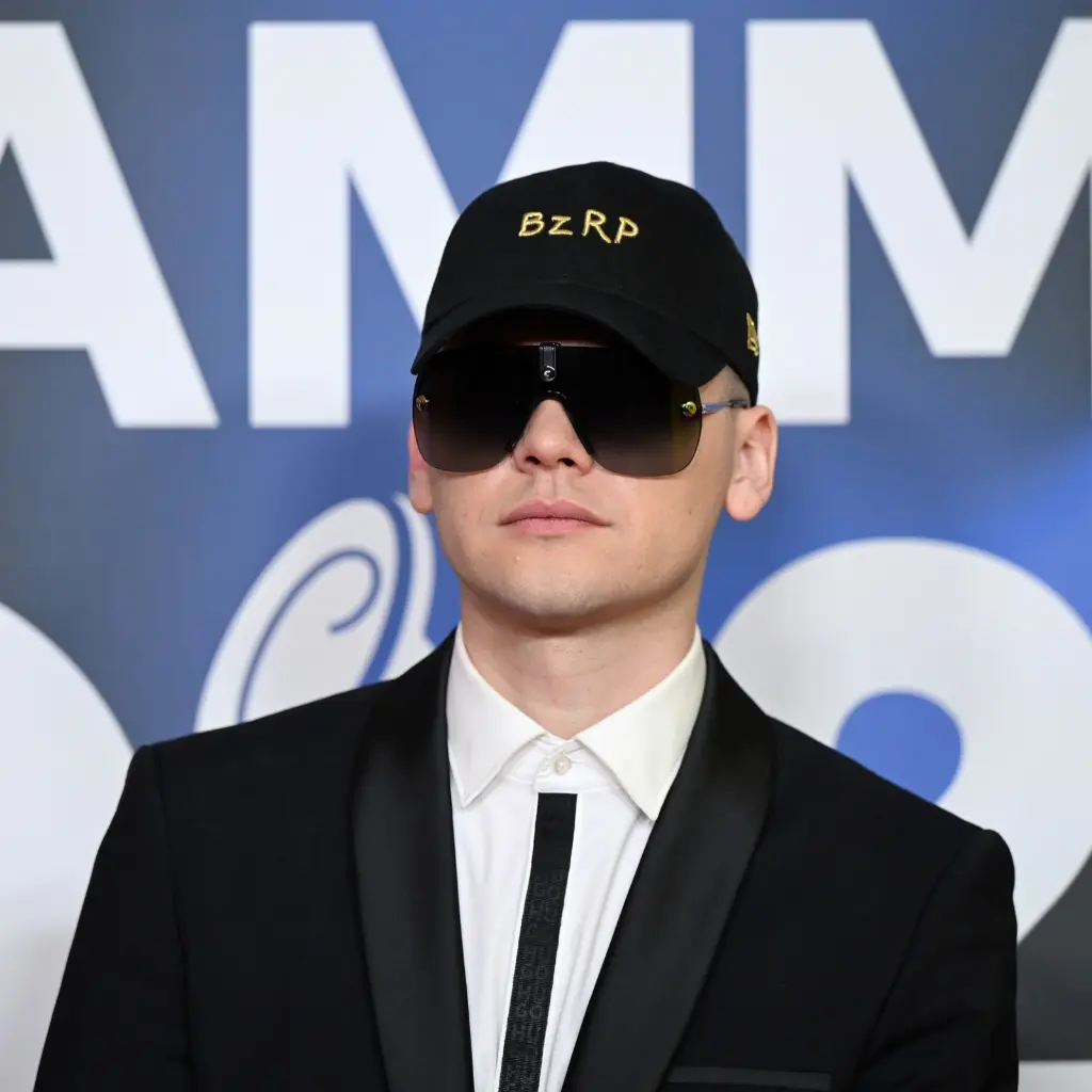 bizarrap-se-mostro-en-publico-sin-gorra-ni-lentes.webp