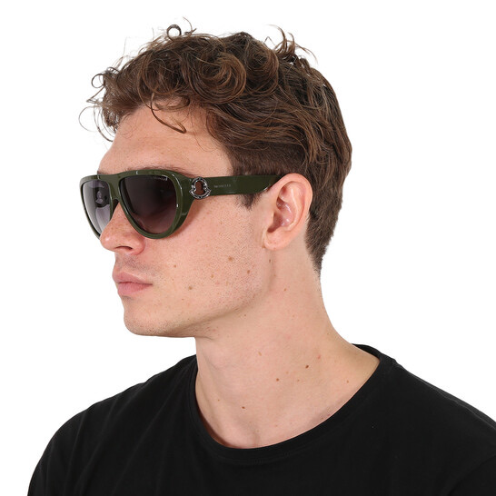 moncler-anodize-grey-gradient-pilot-unisex-sunglasses-ml0246-96p-62_2_full-bleed.webp